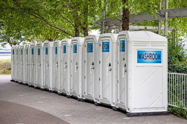 Porta potty delivery and setup in Ravensworth, VA